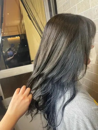 ロング 柳井 瑠菜のヘアスタイル