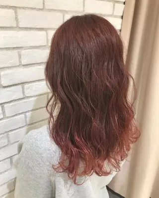 ロング カラー 米良 志織のヘアスタイル