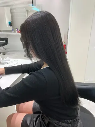 ロング カラー ヘアアレンジ 💓ブリーチ特化 透明感💓あい💓のヘアスタイル