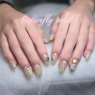 ネイル 蝶々ネイル サロンのネイルデザイン
