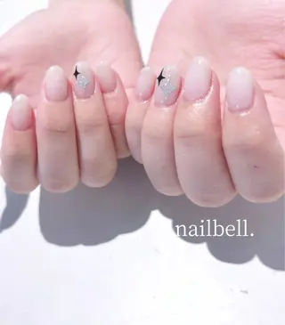 ネイル 大人可愛いネイル🎗 Hinaのネイルデザイン