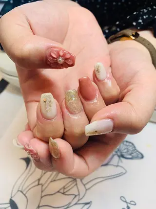 ネイル Ui_Amor (パラジェル)のネイルデザイン