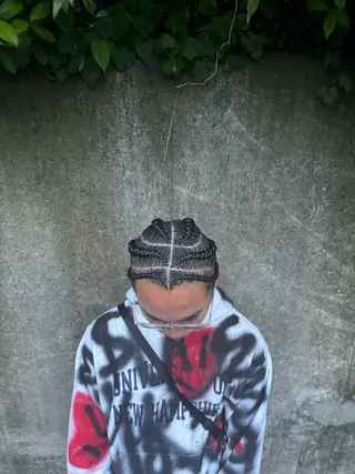 メンズ コーンロウ/ ブレイズ　大田竜也のヘアスタイル