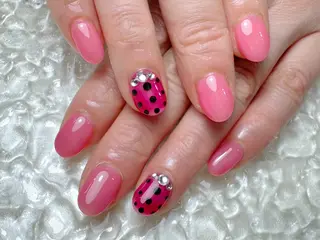 ネイル マジックミラー所属・マジック ミラーのネイルデザイン