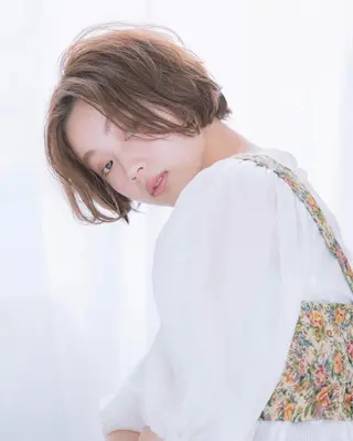 ショート カラー パーマ 艶髪カラー&ウルフ フルカワ ヒロズミのヘアスタイル