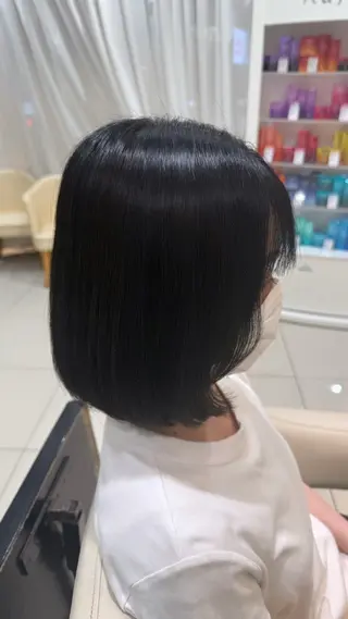 ショート カラー 艶感カラー🫧/ ハイトーン🌟/まおのヘアスタイル