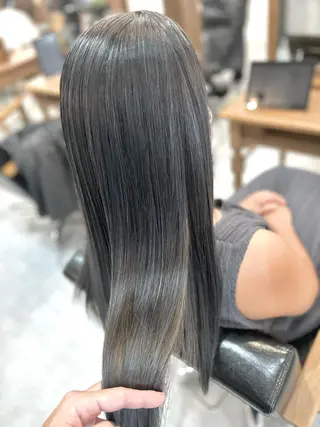 ロング カラー Style Tのヘアスタイル