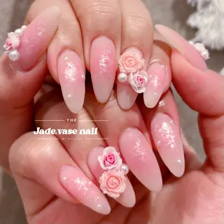 ネイル ✰Jade.vase 银座のネイルデザイン