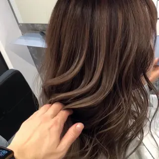 ミディアム カラー ヘアアレンジ アンドウ ユウ/ レイヤーカット/韓国のヘアスタイル