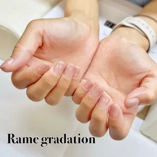 ネイル ネイルサロンエーナイン本店所属・【モデル募集中】 hina🌼のネイルデザイン