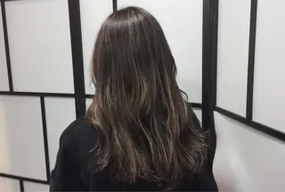 セミロング カラー 🌈髪質改善カラーの 🌈坂本侑樹のヘアスタイル