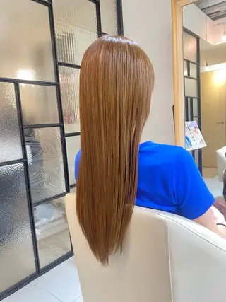 ロング 安永 涼のヘアスタイル