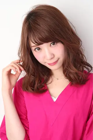 ミディアム 💘トレンドスタイル 💘透明感ヘアのヘアスタイル