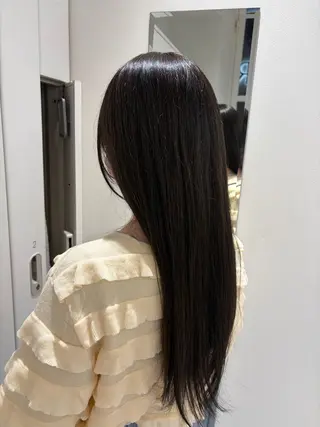 ロング カラー Un ami shibuya所属・平居 舞白のヘアスタイル