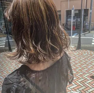 ミディアム カラー 滝本 里実のヘアスタイル