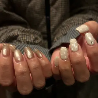 ネイル amuse 手書きニュアンスのネイルデザイン