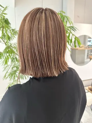 ミディアム 野中 久美子のヘアスタイル