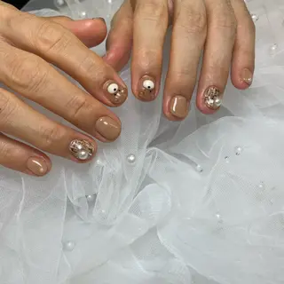 ネイル S LOUNGE NAIL所属・パーツたくさん🍓 SUMIのネイルデザイン