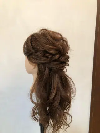 セミロング ヘアアレンジ ボブ得意 🤍山内　飛鳥🤍のヘアスタイル