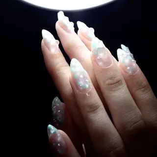 ネイル ニコネイル八王子店所属・永山 未蘭のネイルデザイン