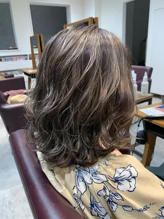 セミロング カラー メンズブリーチカラー /NAOのヘアスタイル