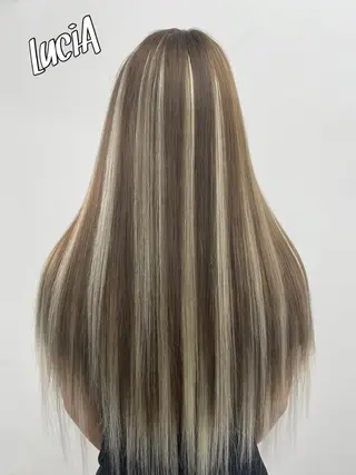 カラー ヘアアレンジ ロング エクステ LuciAのヘアスタイル