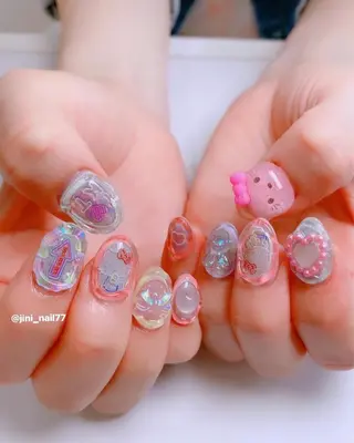 ネイル JINI NAIL所属・ジニ ネイルのネイルデザイン