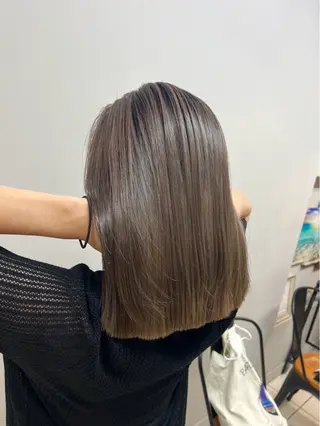 セミロング ホッチ・美髪矯正✂︎ 髪質改善tr✂︎のヘアスタイル