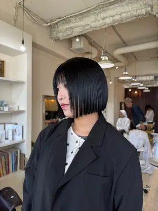 ショート Maho/海外 レイヤー/ハイトーンのヘアスタイル