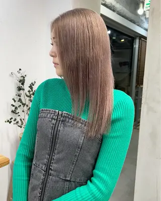 セミロング カラー 🫐寒色系カラー 🫐ヤマナカリリカのヘアスタイル