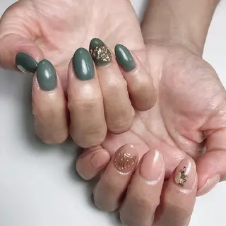 ミディアム ネイル ☺︎山部 志麻☺︎のネイルデザイン