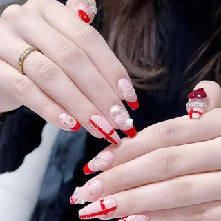 ネイル Queens テイのネイルデザイン