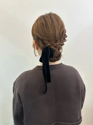 セミロング ヘアアレンジ ヘアセット/艶カラー 💐nao.のヘアスタイル