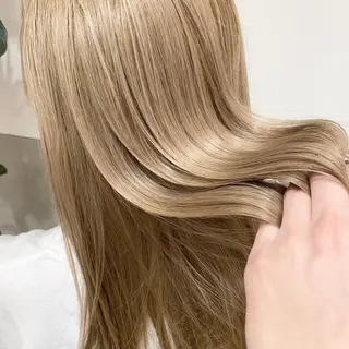 ロング カラー 古屋 花織のヘアスタイル
