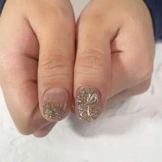ネイル nail.gorin所属・吉村 優子のネイルデザイン