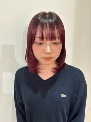 ミディアム カラー Yuna/ベージュ ダブルカラーのヘアスタイル