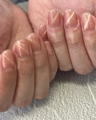ネイル nail salon Natural Cure所属・YAMAGUCHI MIHIのネイルデザイン