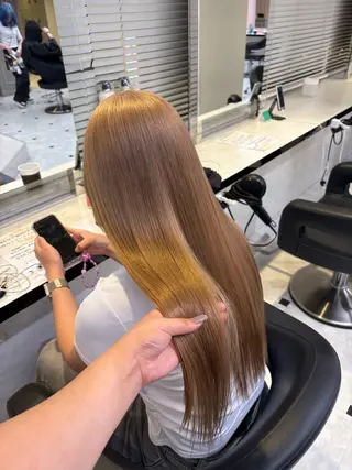 ロング カラー 透明感ベージュカラー 🪞上野🪞AIのヘアスタイル