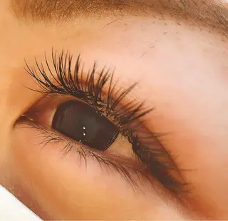 マツエク・マツパ L'Allure所属・野上 好乃のマツエク・マツパデザイン