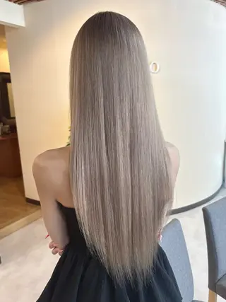 ロング 宮本 いぶきのヘアスタイル