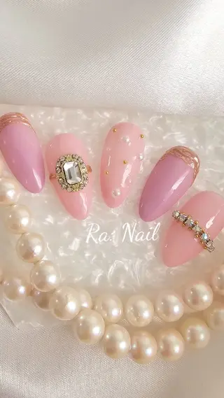 ネイル Ra: Nail所属・Ra: Nail   라: 네일のネイルデザイン