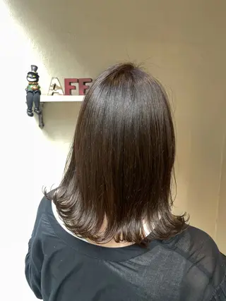 ミディアム 大庭 萌瑚のヘアスタイル