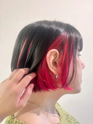 ショート カラー 古川 琴美のヘアスタイル