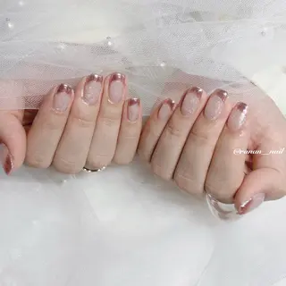 ネイル 𝓇𝒶𝓃𝒶𝓃 𝓃𝒶𝒾𝓁のネイルデザイン