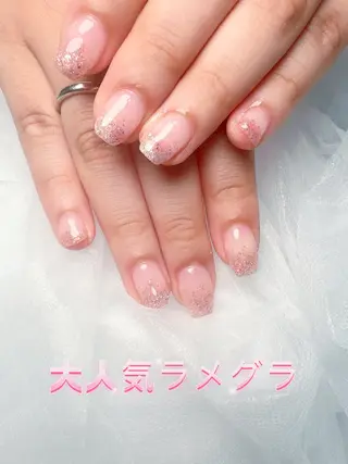 ネイル pink ladyサロン所属・べ にのネイルデザイン
