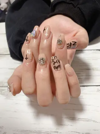 ネイル ゆず秋葉原 Vickyのネイルデザイン