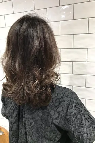 セミロング カラー 原山 直人のヘアスタイル