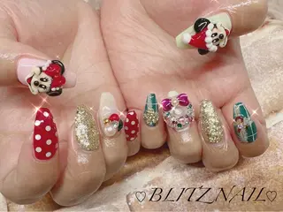 ネイル BLITZ Nail 岩田💅🏻✨のネイルデザイン