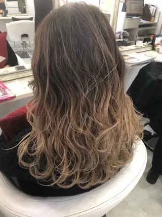 セミロング カラー 髪質改善 中川　翔のヘアスタイル