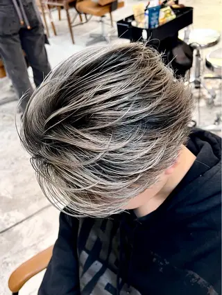 ショート カラー メンズ Mirareee tokyo所属・バレイヤージュ/ シャドウルーツ/安室のヘアスタイル